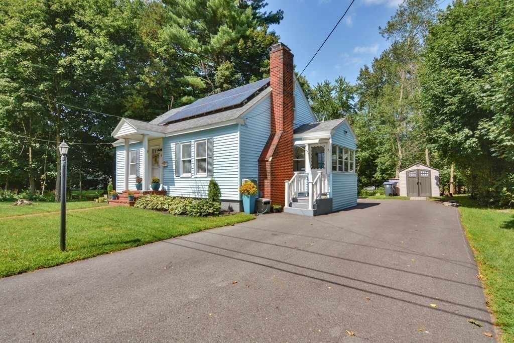 6 Bartlett Road Methuen, MA 01844 - Photo 3 of 28 Gallery Image 3