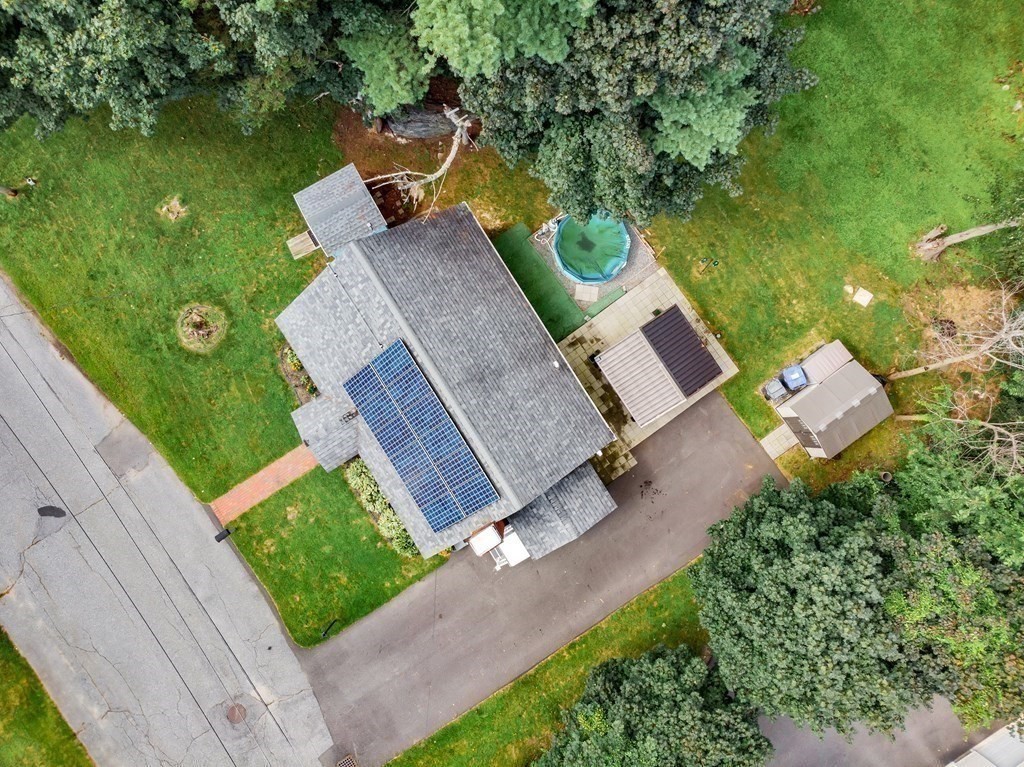 6 Bartlett Road Methuen, MA 01844 - Photo 4 of 28 Gallery Image 4