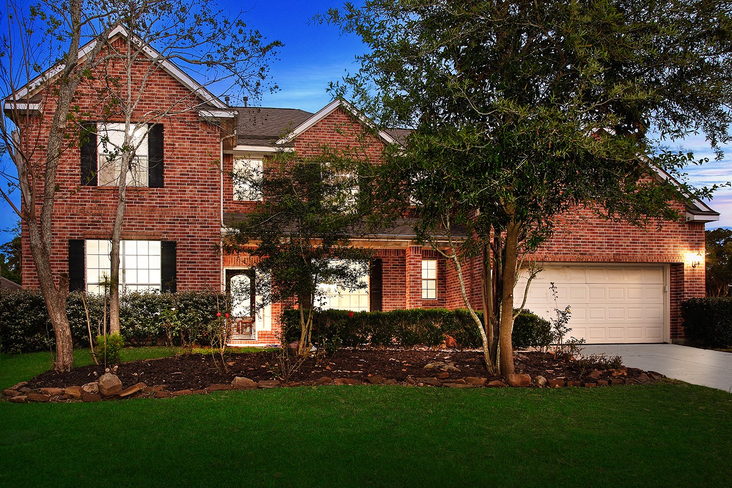 46 South April Mist Circle Conroe, TX 77385 - Photo 1 of 30