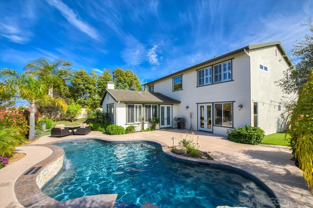 1540 Weatherly Road Carlsbad, CA 92011 - Photo 2 of 25