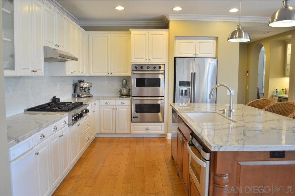 1540 Weatherly Road Carlsbad, CA 92011 - Photo 13 of 25