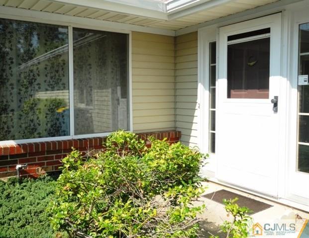 804 B Pompton Road Monroe Township, NJ 08831 - Photo 3 of 18 Gallery Image 3