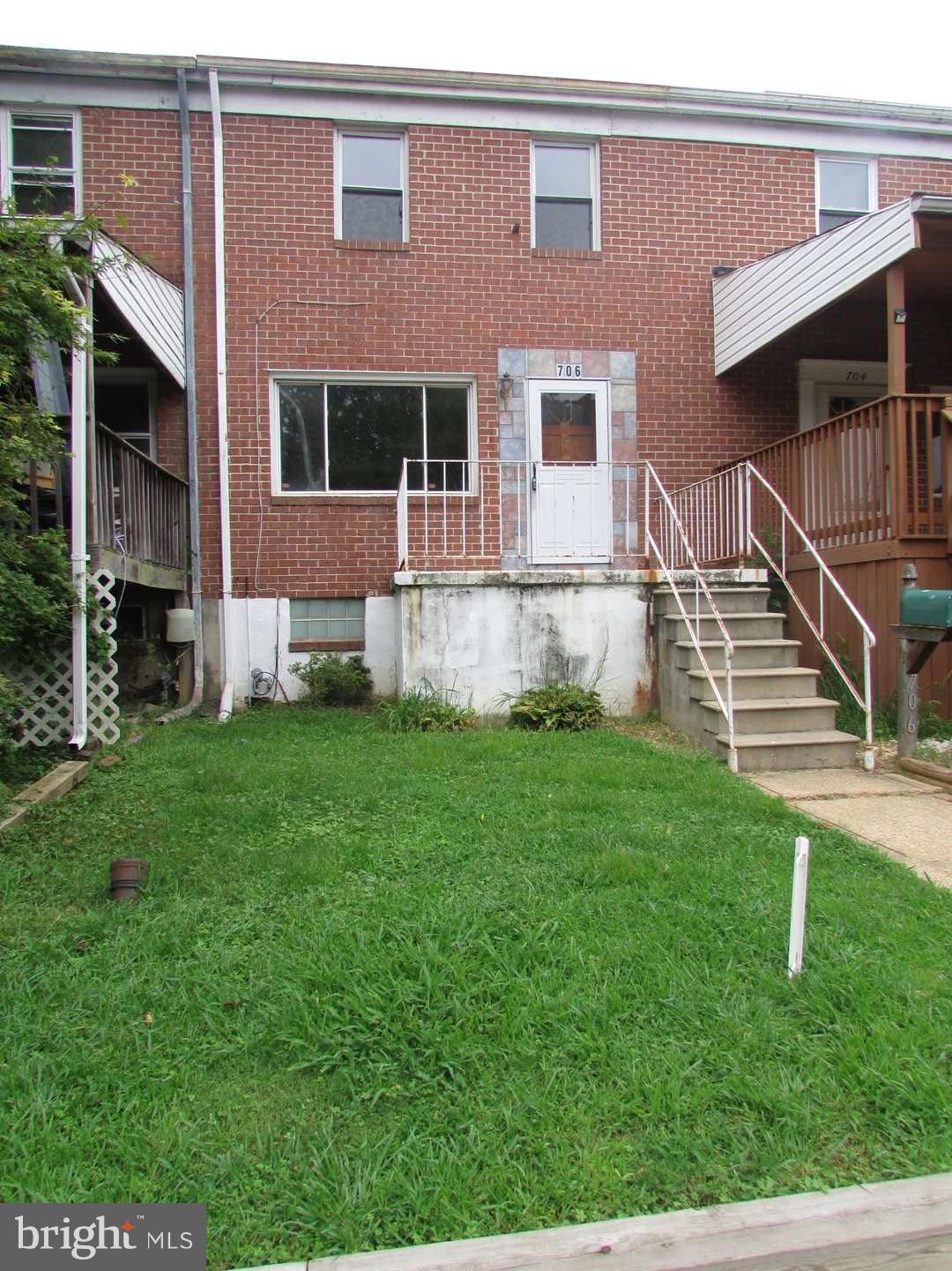 706 Seawall Road Essex, MD 21221 - Photo 2 of 30 Exterior (Front)