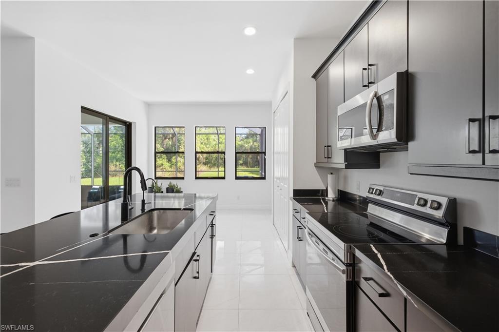 829 16th Avenue Southwest Naples, FL 34117 - Photo 13 of 36