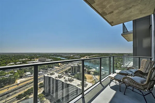 $665,000 | 44 East Avenue, Unit 2708, Austin, TX 78701