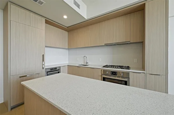 $665,000 | 44 East Avenue, Unit 2708, Austin, TX 78701