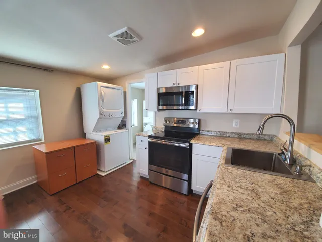 $1,750 | 600 South Washington Street, Alexandria, VA 22314