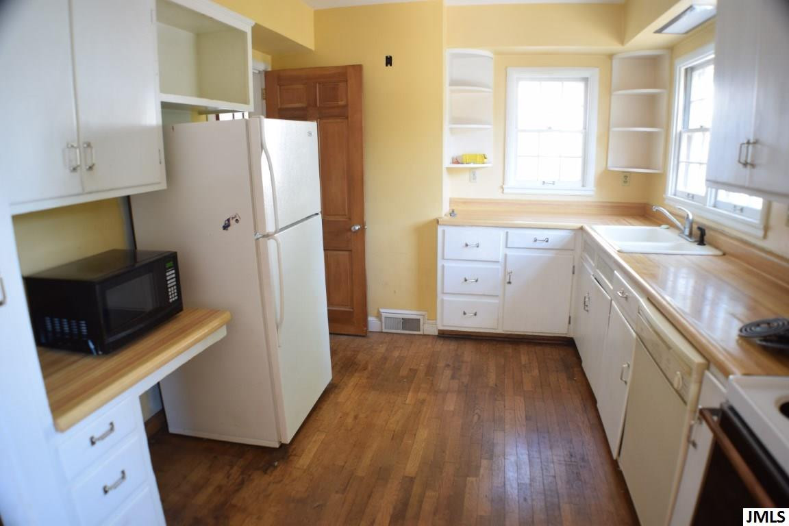 3508 Harding Road Jackson, MI 49203 - Photo 5 of 22 Photo 5