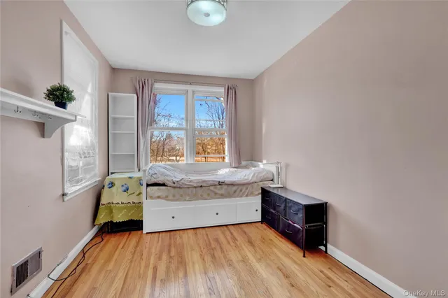 $798,000 | 83-27 Commonwealth Boulevard | Bellerose