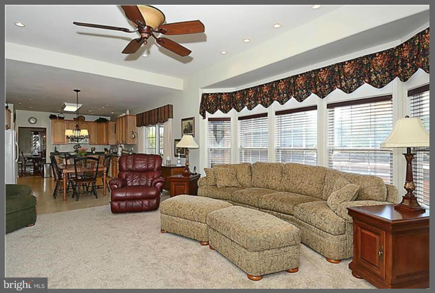 813 Rayquick Road Warrenton, VA 20186 - Photo 11 of 22 Family Room