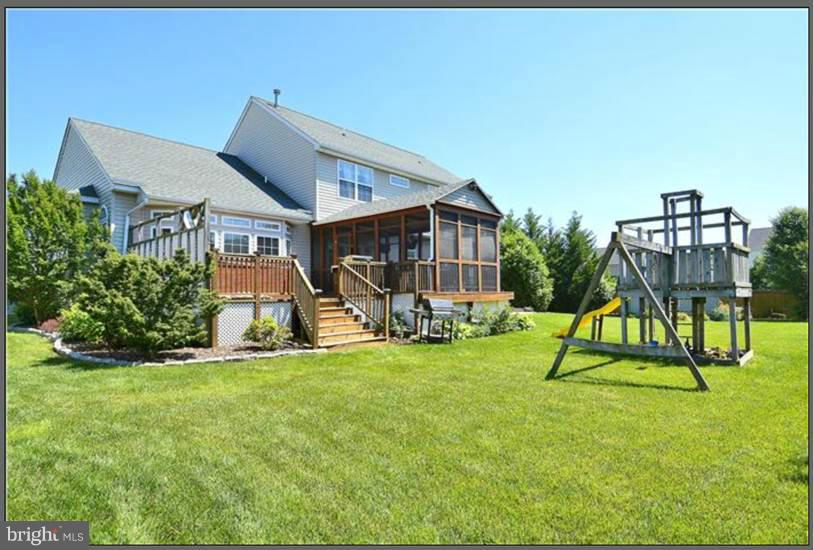 813 Rayquick Road Warrenton, VA 20186 - Photo 3 of 22 Exterior (Rear)