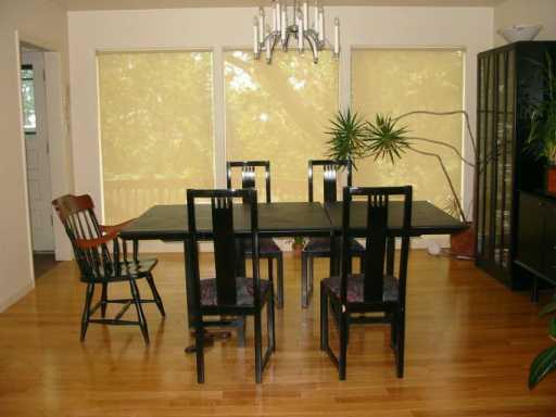 2483 Mt Royal Road Pittsburgh, PA 15217 - Photo 3 of 8 Gallery Image 3