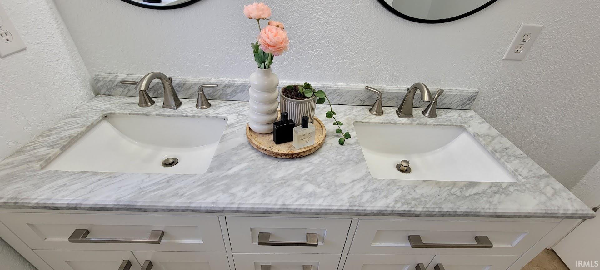 112 Edwards Lane Odon, IN 47562 - Photo 13 of 25