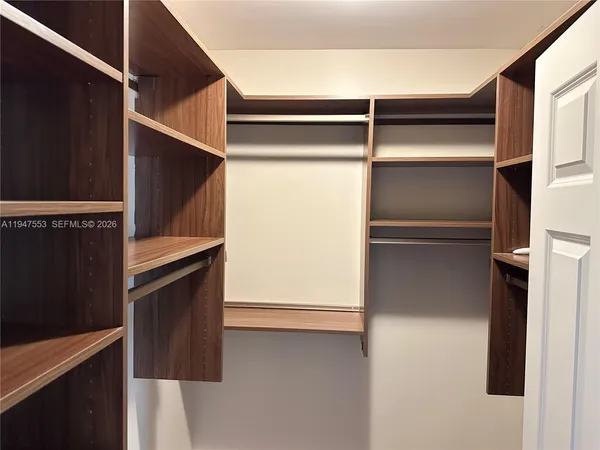 $5,950 | 1317 Southwest 23rd Street, Fort Lauderdale, FL 33315