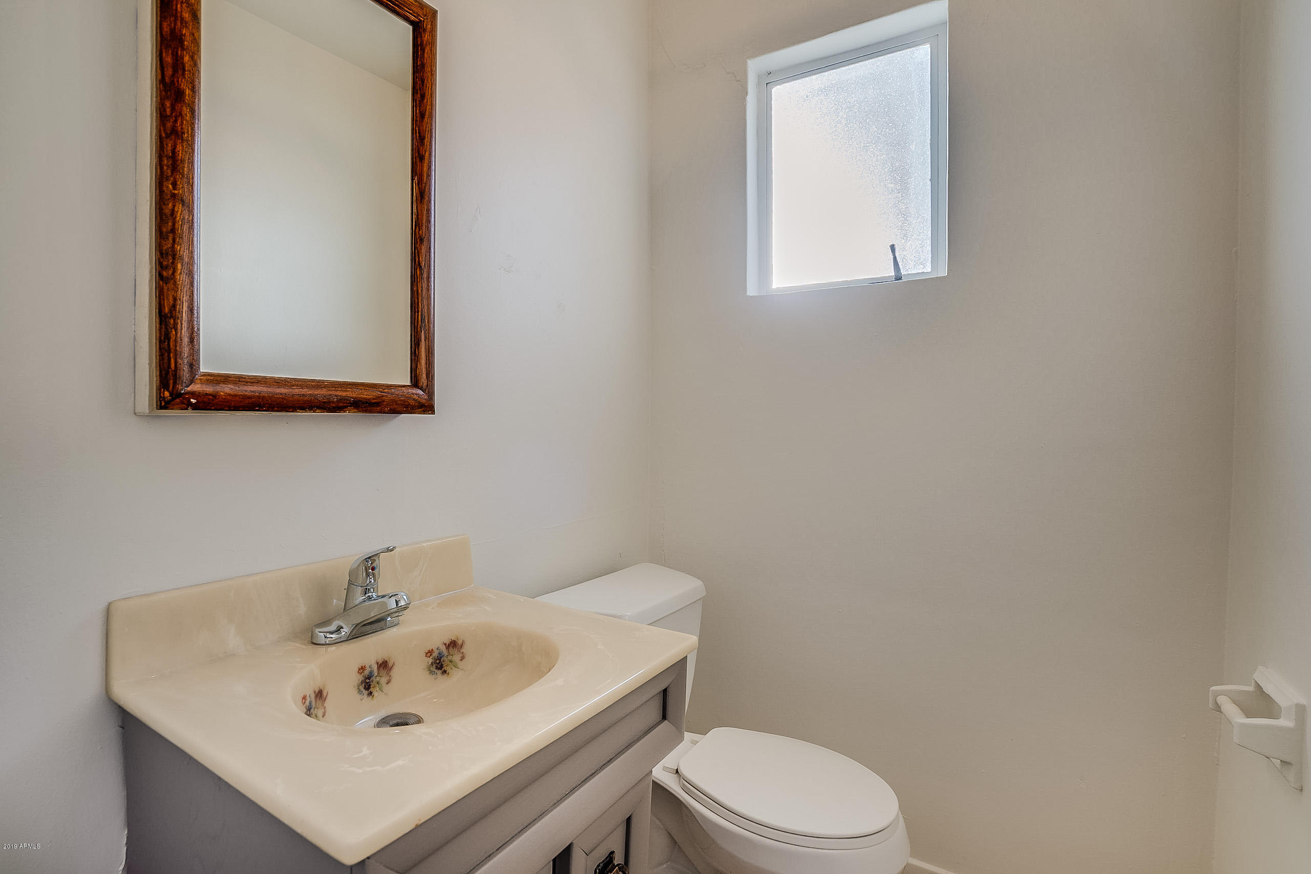 3003 West Bethany Home Road Phoenix, AZ 85017 - Photo 12 of 30 Powder Room