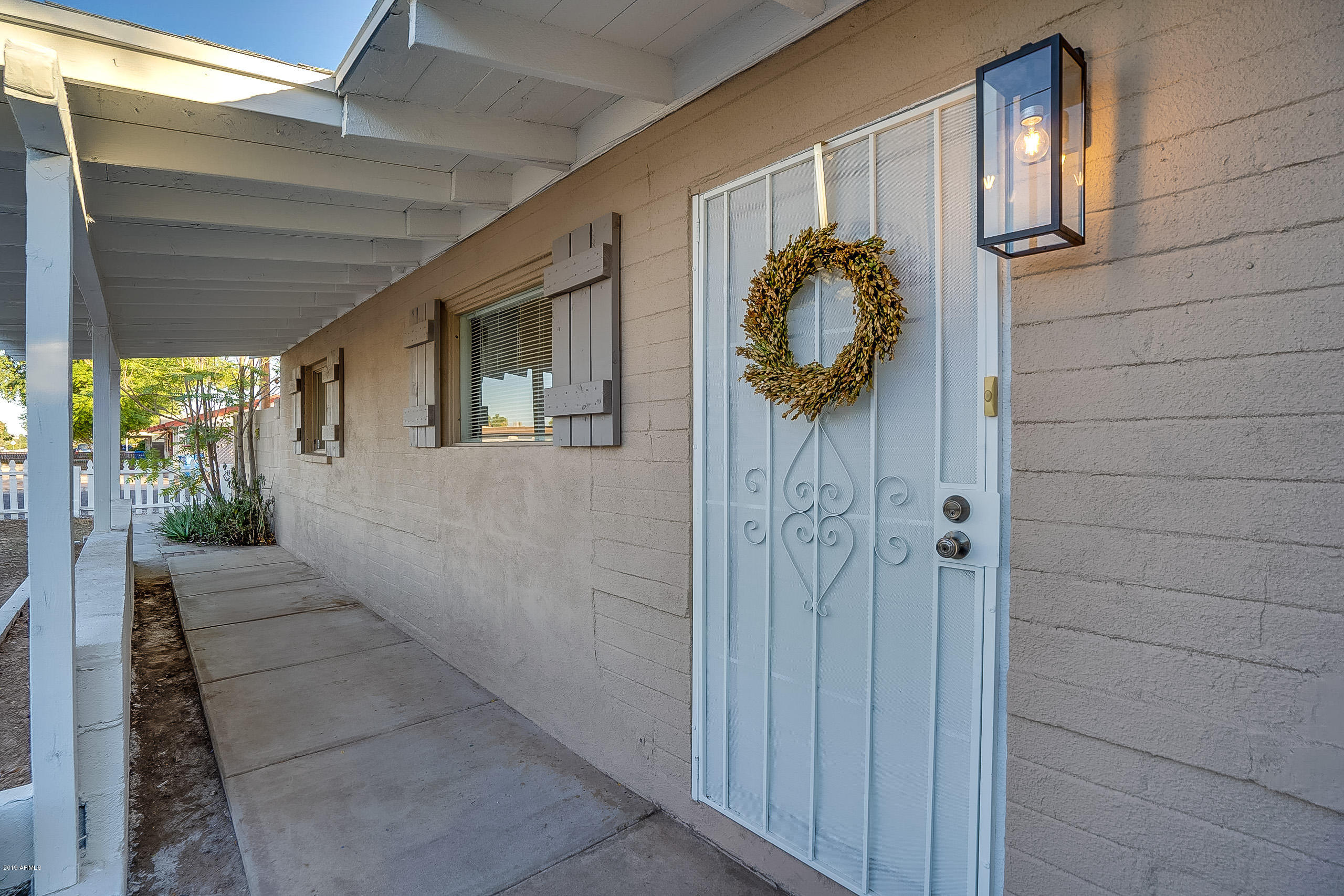 3003 West Bethany Home Road Phoenix, AZ 85017 - Photo 5 of 30 Entry