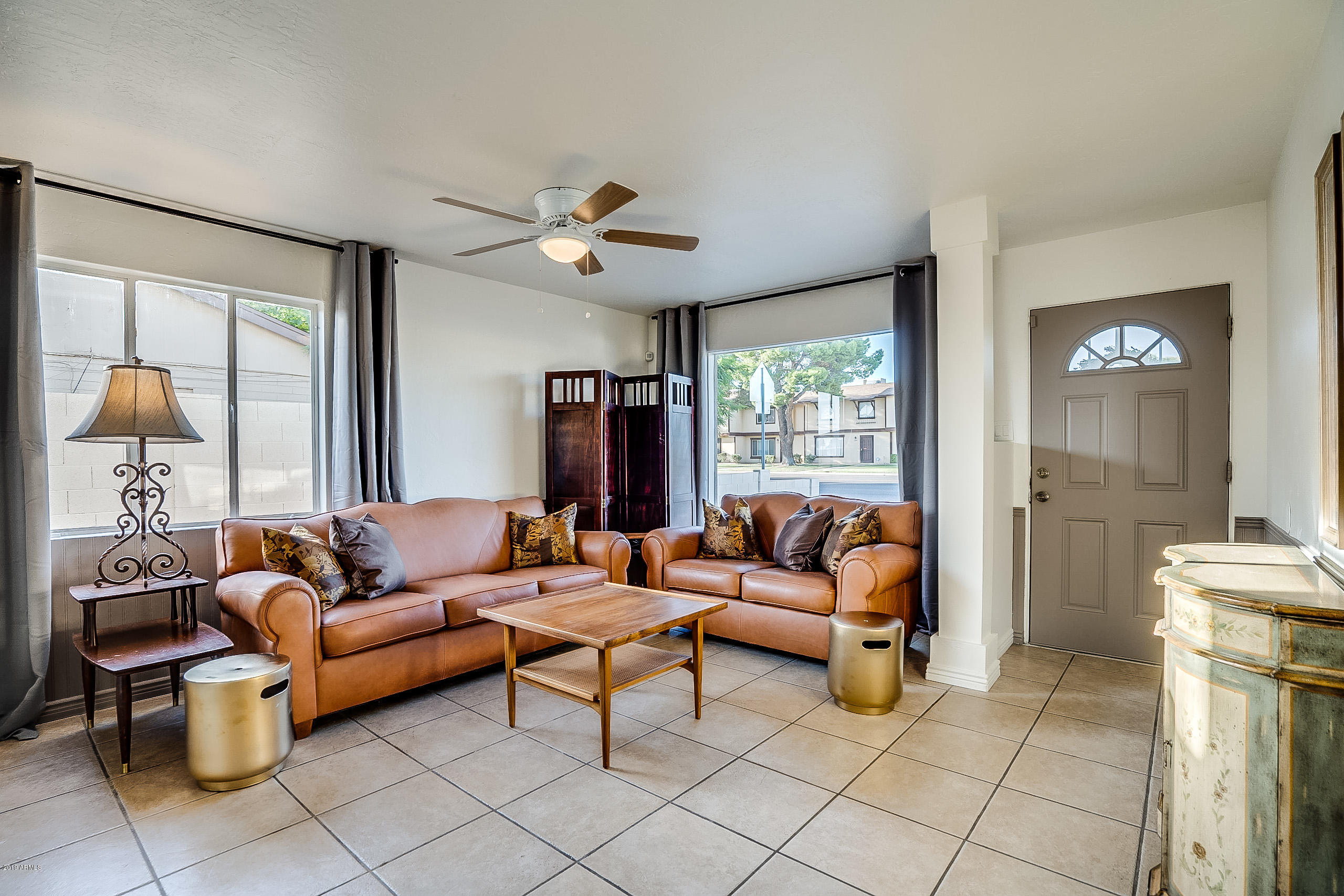 3003 West Bethany Home Road Phoenix, AZ 85017 - Photo 6 of 30 Interior Entry