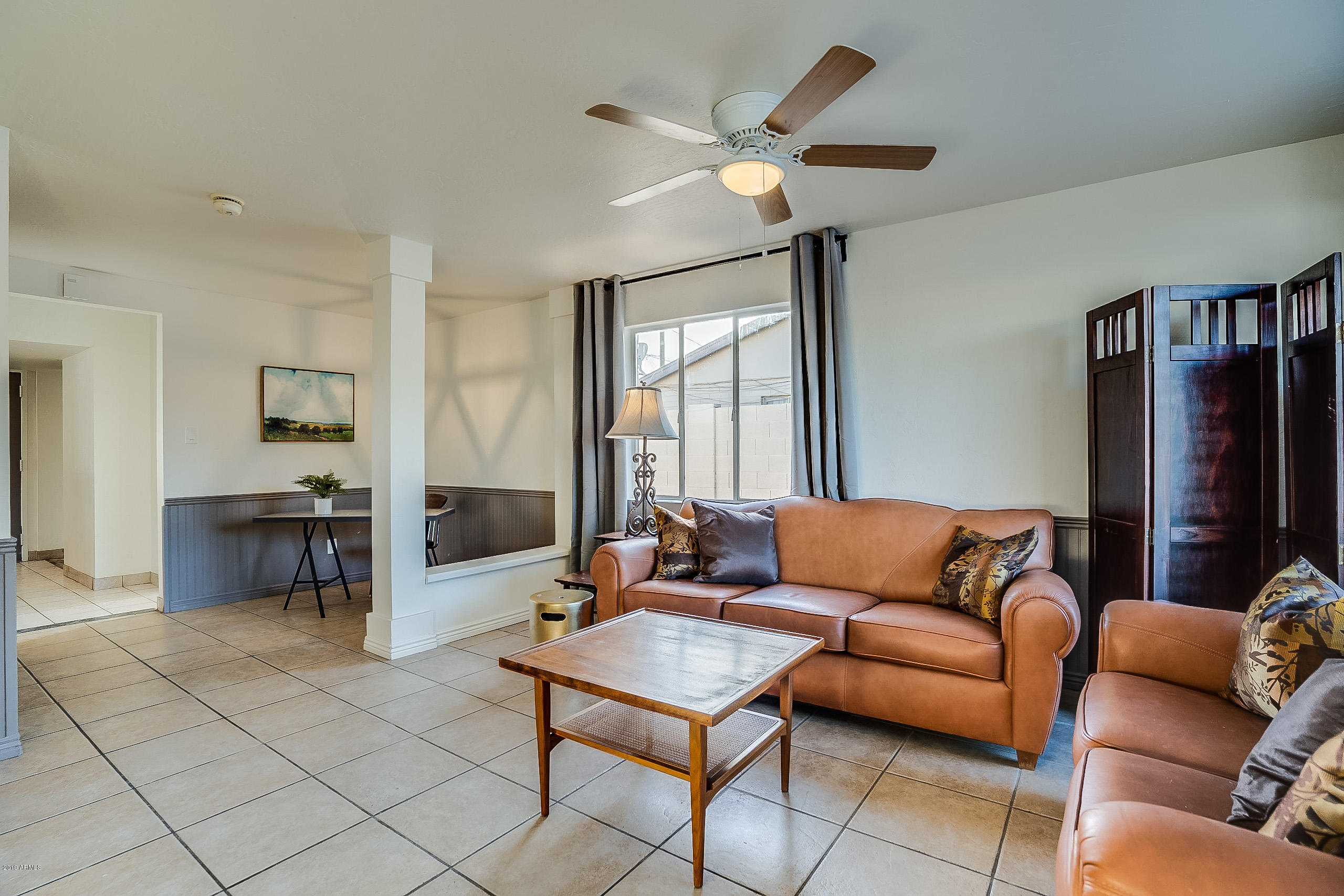 3003 West Bethany Home Road Phoenix, AZ 85017 - Photo 7 of 30 Living Room