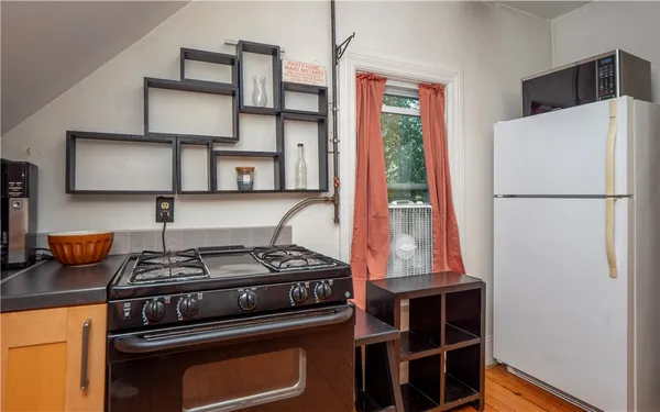 $2,400 | 12 Belair Avenue, Unit 3, Providence, RI 02906