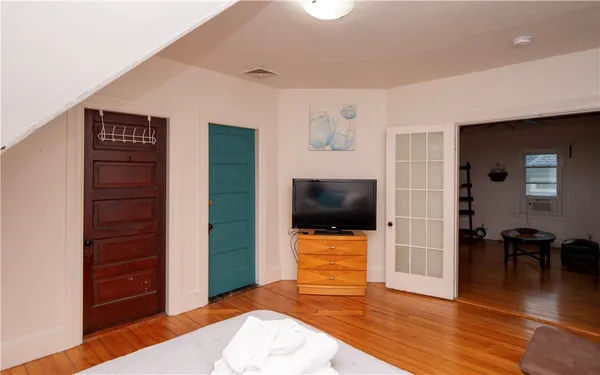 $2,400 | 12 Belair Avenue, Unit 3, Providence, RI 02906