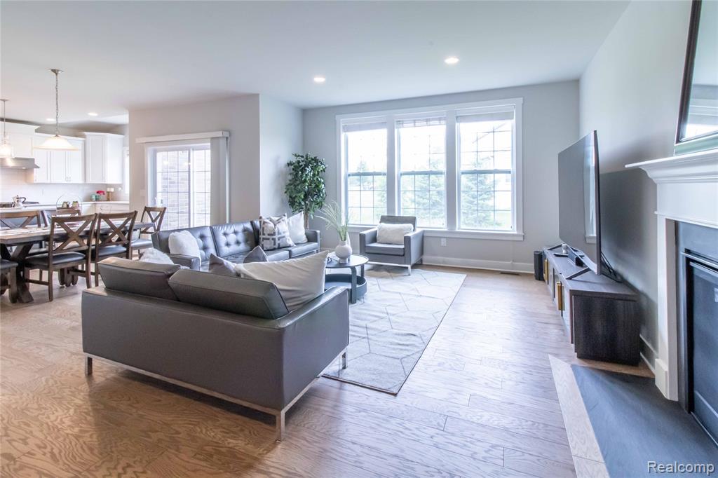 1648 Tanny Town Road Canton, MI 48188 - Photo 31 of 66 Gallery Image 31