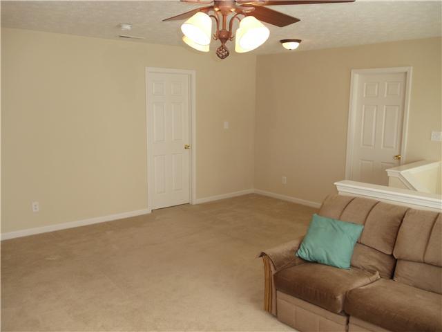 1352 Fall Ridge Drive Brownsburg, IN 46112 - Photo 13 of 18