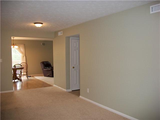 1352 Fall Ridge Drive Brownsburg, IN 46112 - Photo 8 of 18