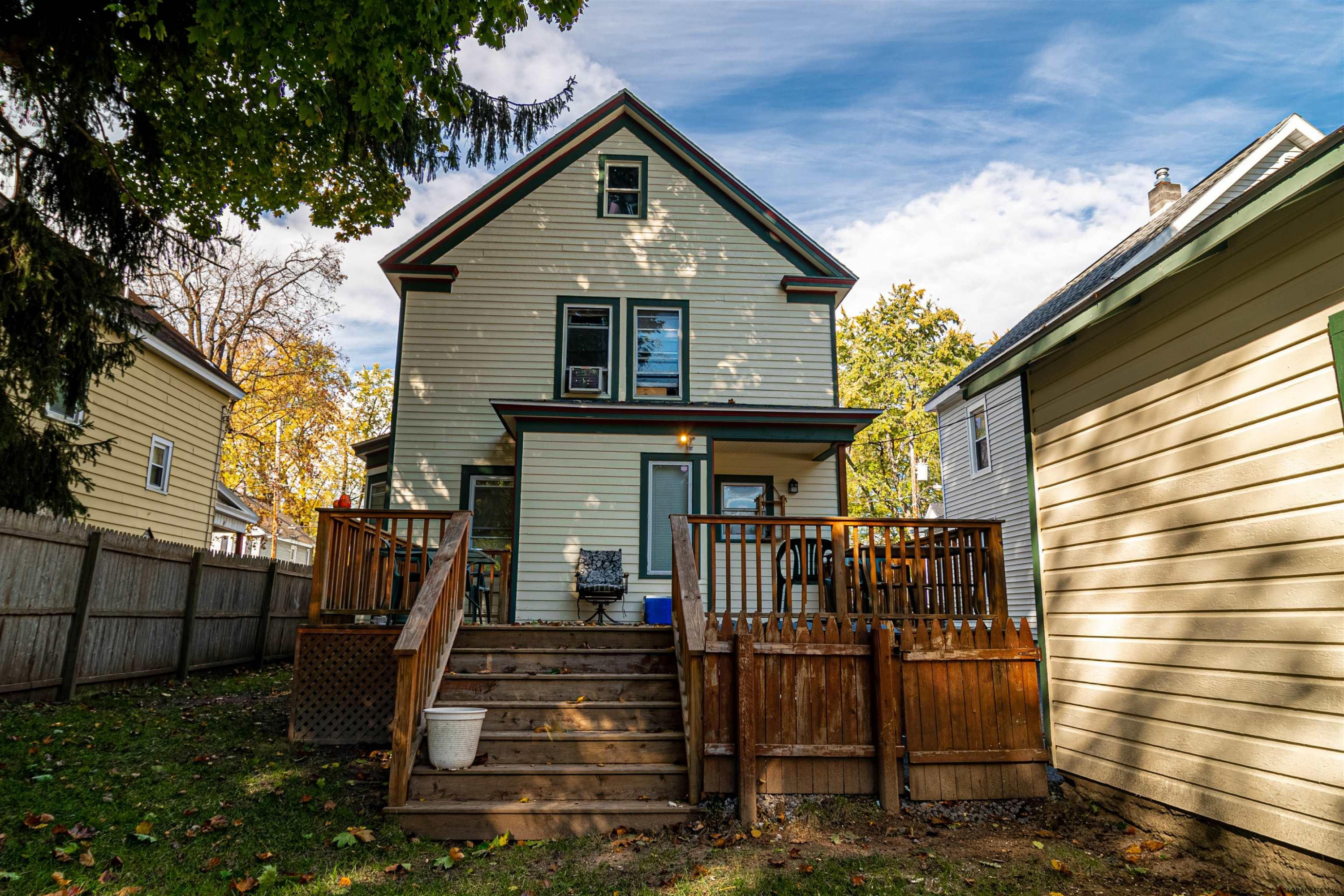 138 Manchester Road Schenectady, NY 12304 - Photo 17 of 24 Photo 17