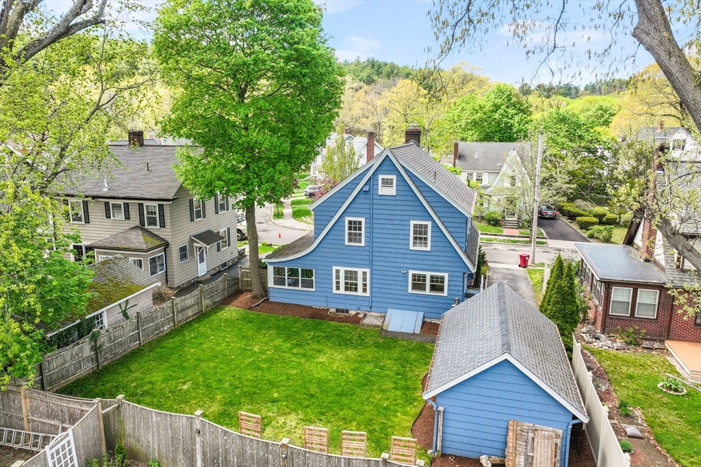 33 Longfellow Road Melrose, MA 02176 - Photo 35 of 38