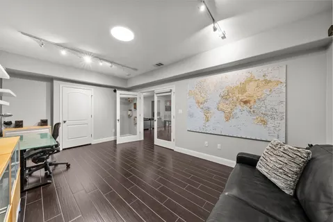 $1,089,000 | 108 Whitley Drive, Austin, TX 78738