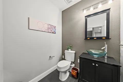 $1,089,000 | 108 Whitley Drive, Austin, TX 78738