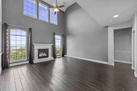 $1,089,000 | 108 Whitley Drive, Austin, TX 78738