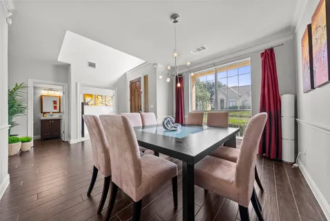 $1,089,000 | 108 Whitley Drive, Austin, TX 78738