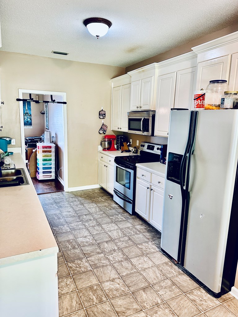 47 Miller Road Cowarts, AL 36321 - Photo 15 of 21 kitchen