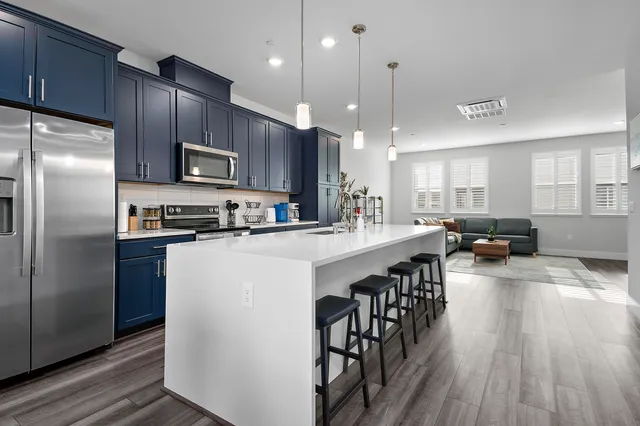 $1,088,000 | 538 Martin Mariner Avenue, Alameda, CA 94501