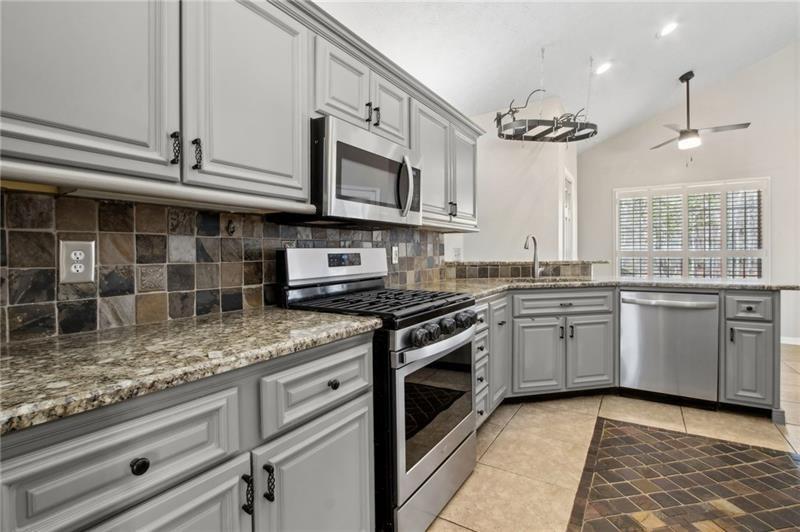 6604 Windbrook Way Flowery Branch, GA 30542 - Photo 20 of 64