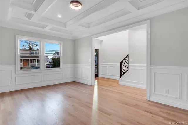 $1,350,000 | 124 Mckinley Avenue, North Bellmore, NY 11710