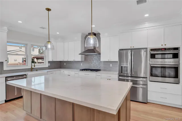 $1,350,000 | 124 Mckinley Avenue, North Bellmore, NY 11710