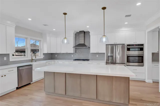 $1,350,000 | 124 Mckinley Avenue, North Bellmore, NY 11710