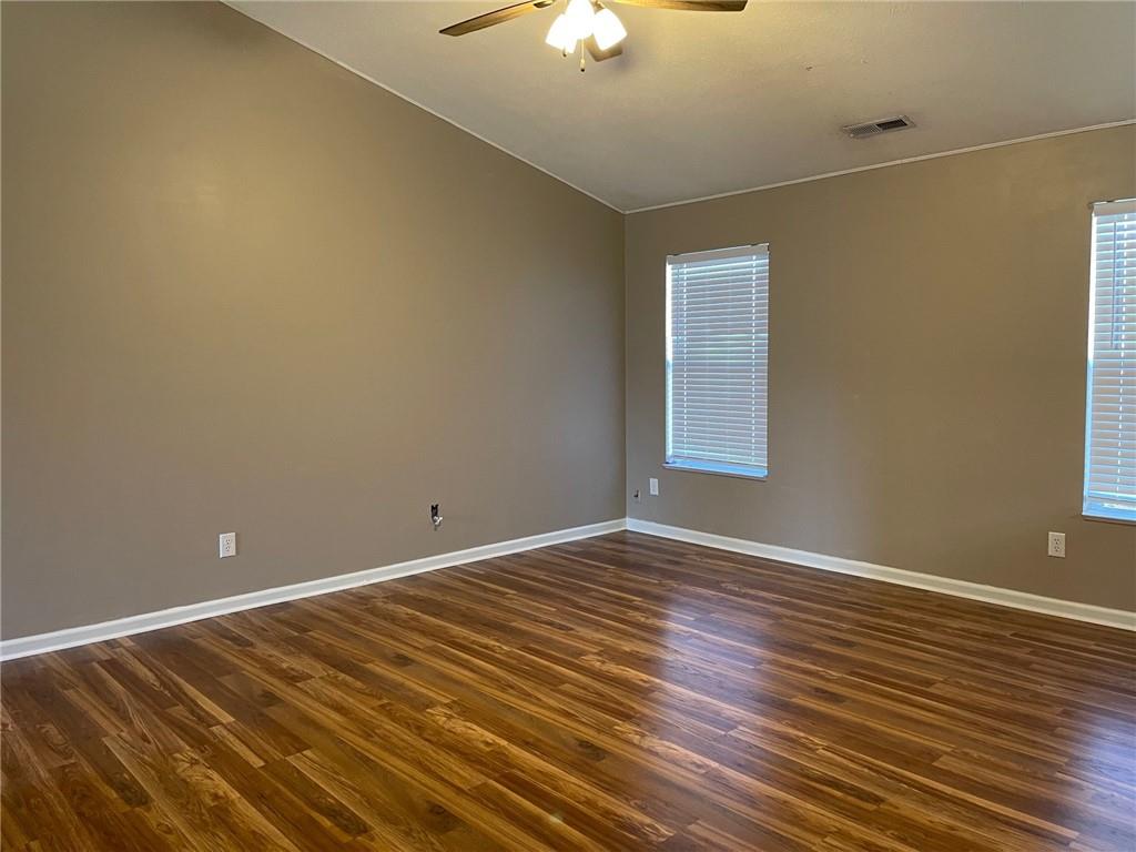 5720 Decatur Ridge Drive Indianapolis, IN 46221 - Photo 5 of 15 Gallery Image 5