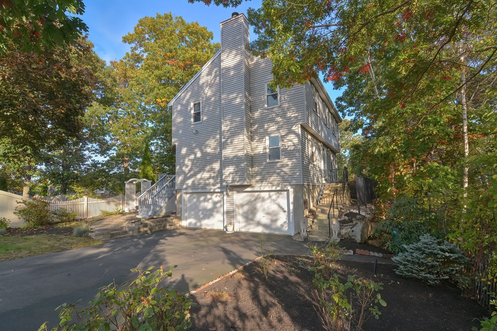 15 Bow Ridge Road Lynn, MA 01904 - Photo 1 of 35 Gallery Image 1