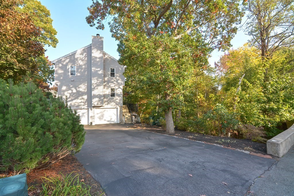 15 Bow Ridge Road Lynn, MA 01904 - Photo 2 of 35 Gallery Image 2