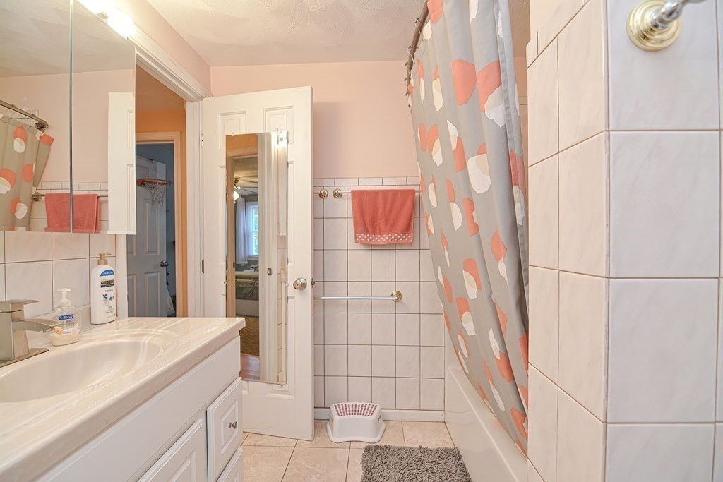 15 Bow Ridge Road Lynn, MA 01904 - Photo 21 of 35 Gallery Image 21