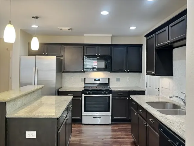 $2,230 | 12135 Bradenway Lane, Houston, TX 77089