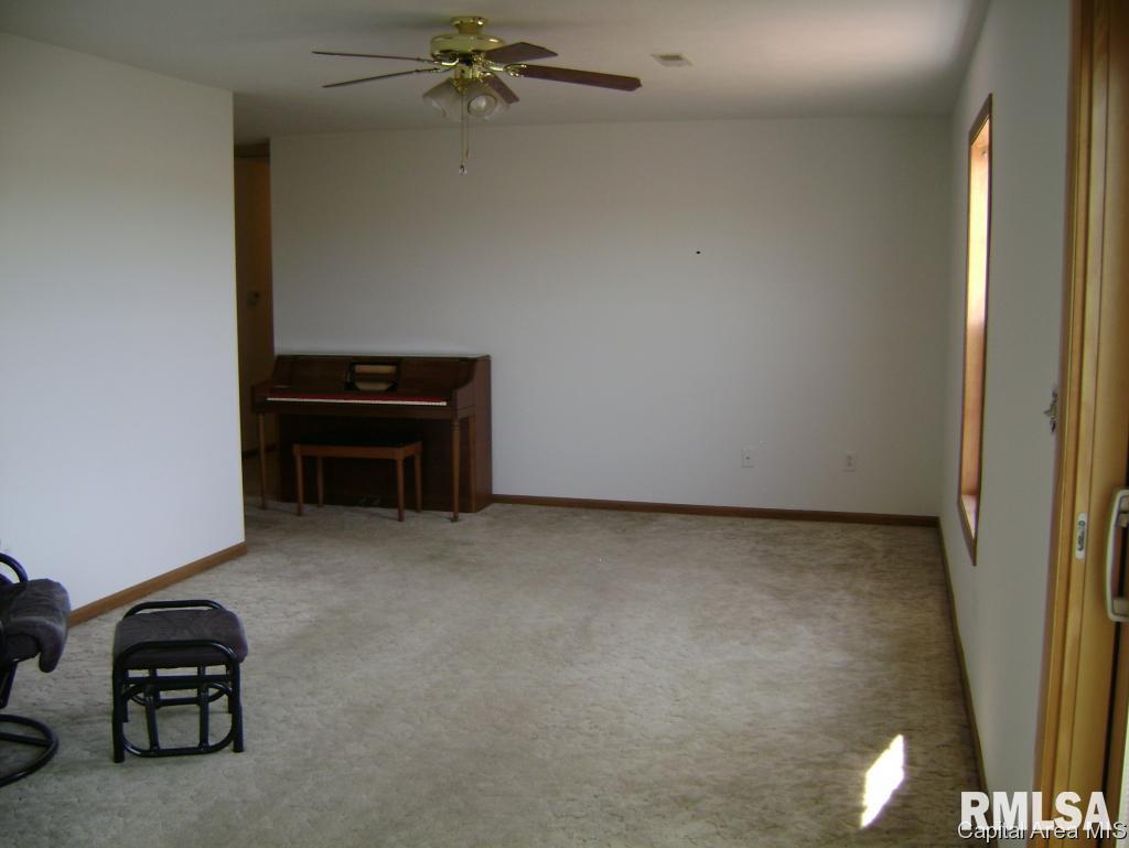 2437 Basil Drive Springfield, IL 62707 - Photo 23 of 36