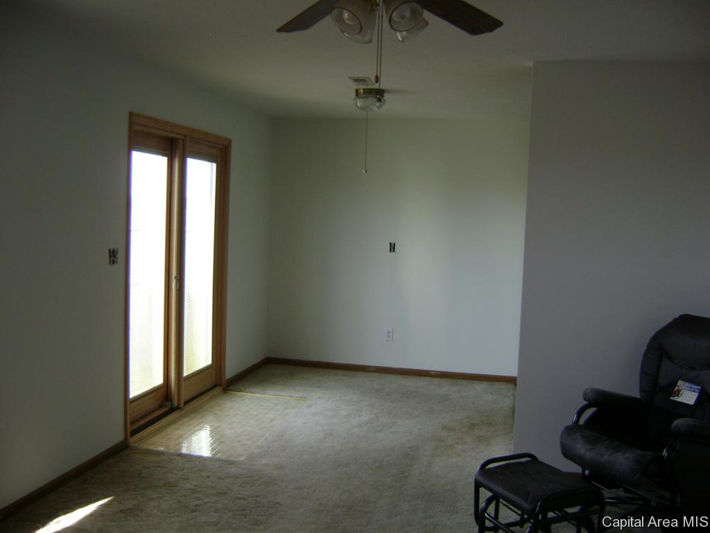 2437 Basil Drive Springfield, IL 62707 - Photo 33 of 36