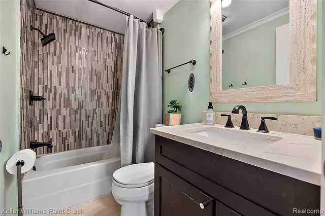 $525,000 | 8723 Lakeshore Road, Lexington, MI 48450