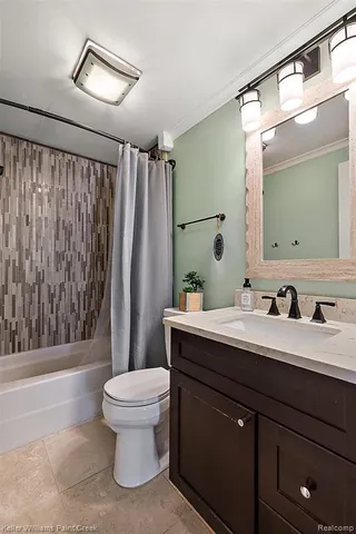 $525,000 | 8723 Lakeshore Road, Lexington, MI 48450