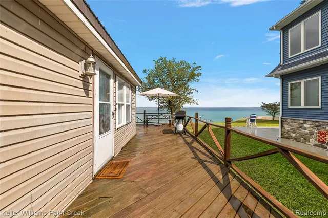 $525,000 | 8723 Lakeshore Road, Lexington, MI 48450