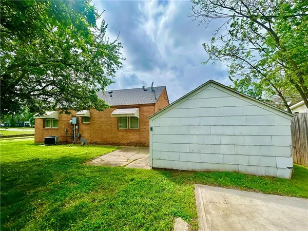 $119,000 | 621 South Cedar Street, Nevada, MO 64772